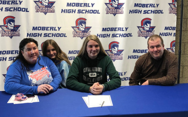 Moberly’s Four-Time State Cross Country Qualifier Signs With CMU