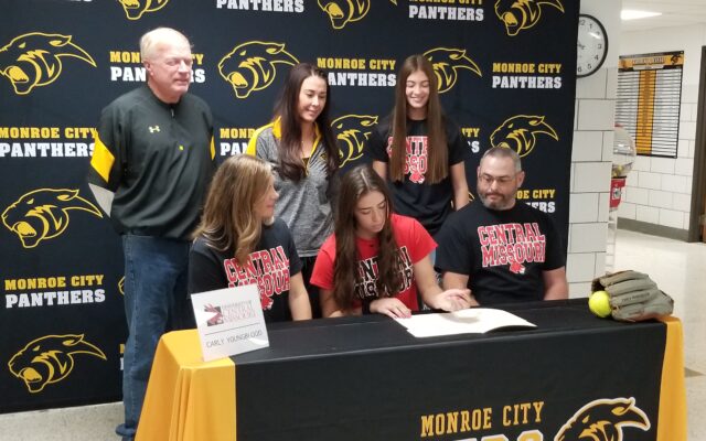 Monroe City’s Carly Youngblood Signs with UCM Softball