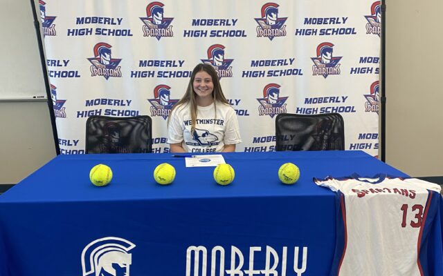 Moberly’s Elizabeth Reisenauer Signs To Play Softball at Westminster College